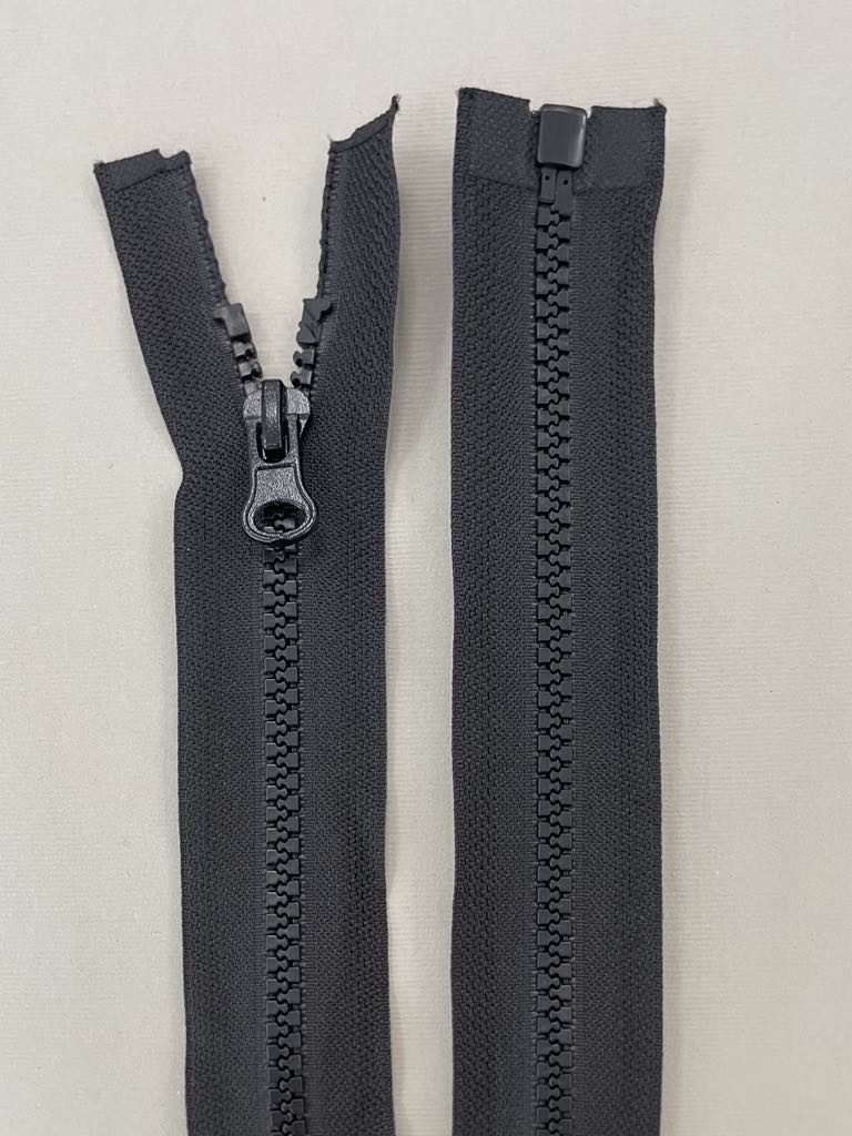 Užtrauktukas "Juodas", 55 cm Užtrauktukas "Juodas", 55 cm — siuvimo užtrauktukai | Trys Pelėdos
