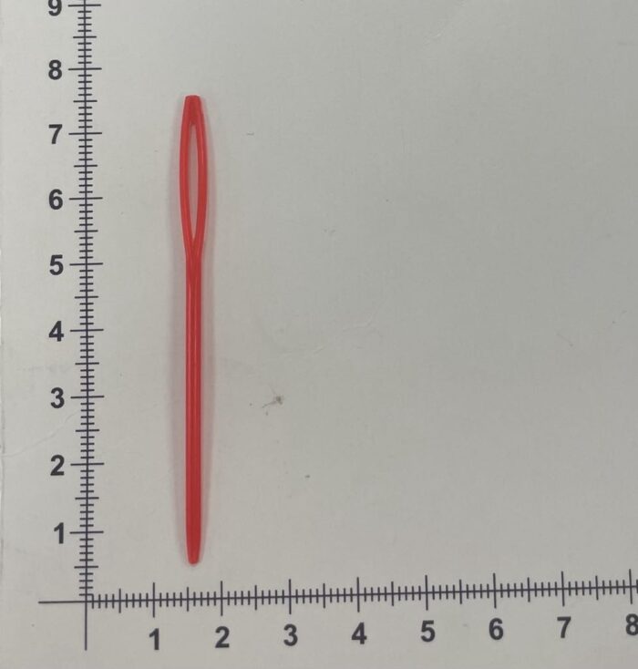 Plastikinė adata 1vnt