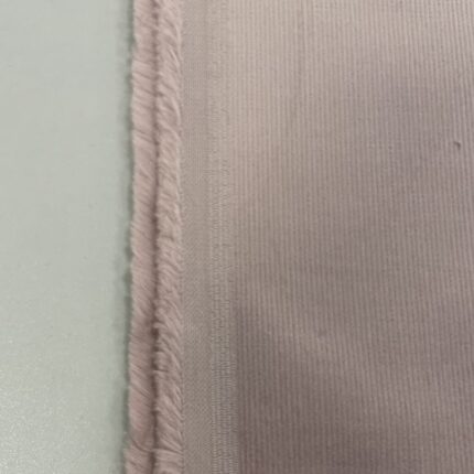 Smulkus velvetas Pelenų rožė