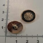 Auksinė su juodu saga