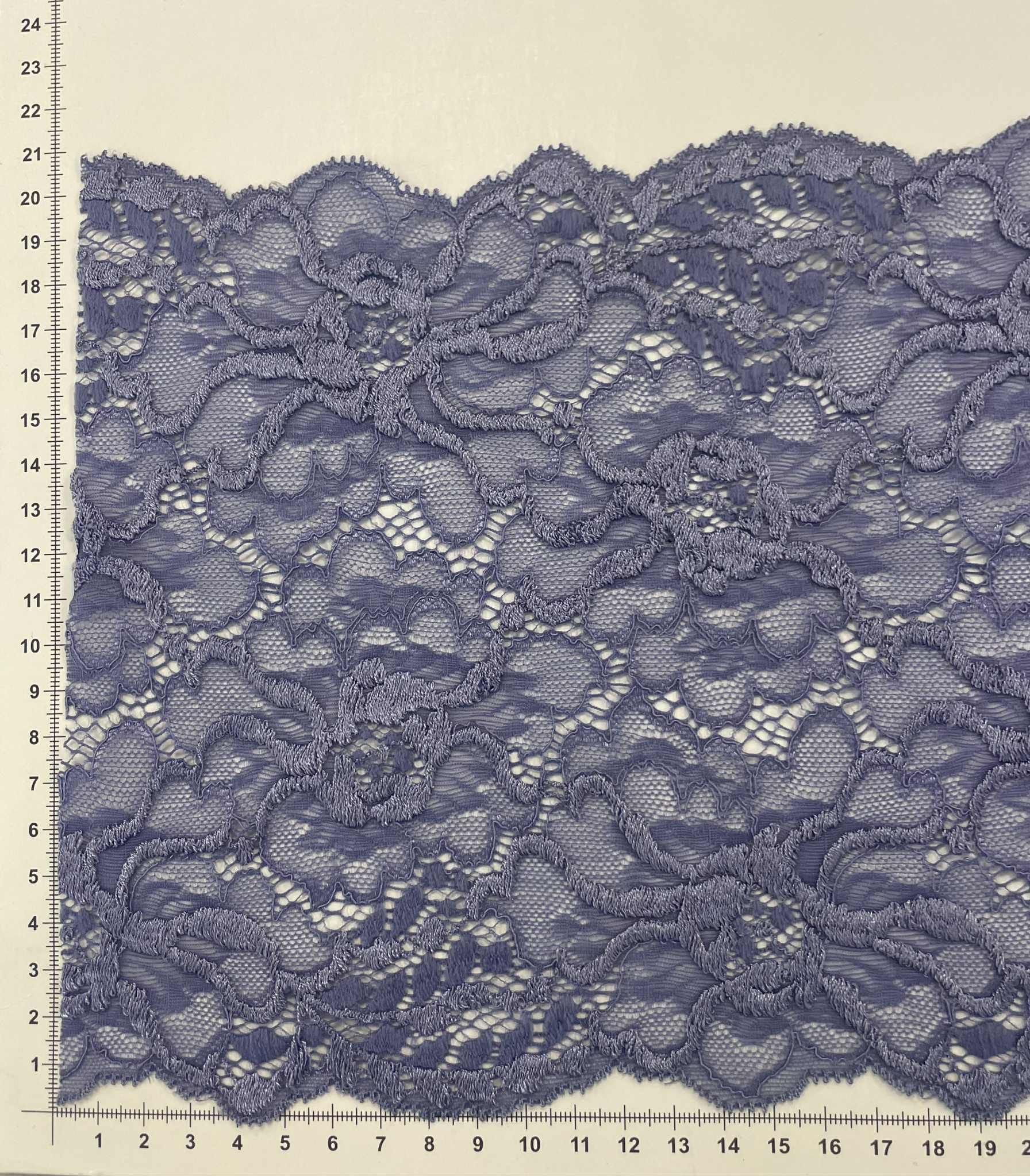Elastinis nėrinys Švieisiai violetinė GIP-79 Elastinis nėrinys Švieisiai violetinė GIP-79 — siuvimo juostelė | Trys Pelėdos