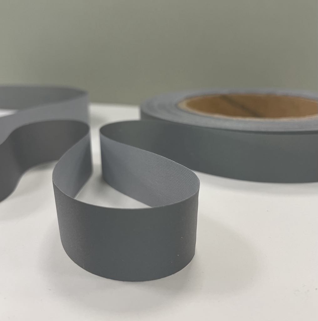 Šviesą atspindinti juostelė, 20 mm — siuvimo juostelė | Trys Pelėdos