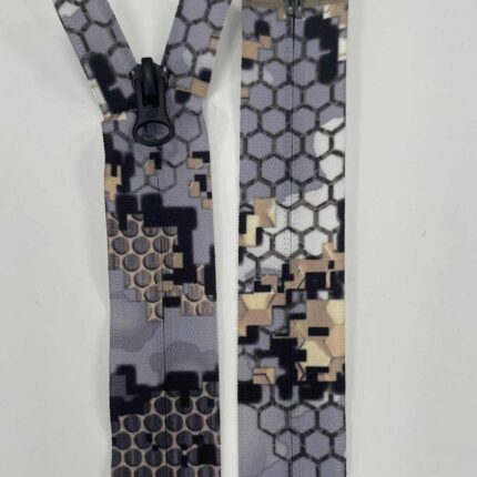 Paslėptas išsegamas užtrauktukas "Margas", 65 cm
