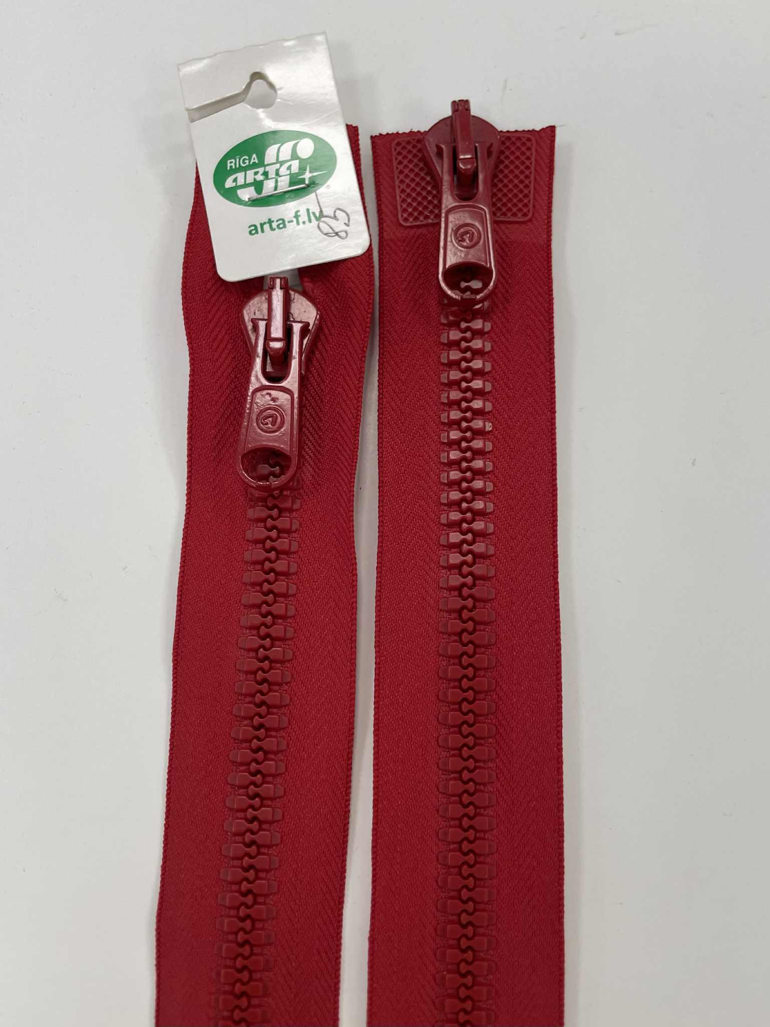 Dvipusis užtrauktukas Raudonas, 85 cm Dvipusis užtrauktukas Raudonas, 85 cm — siuvimo užtrauktukai | Trys Pelėdos