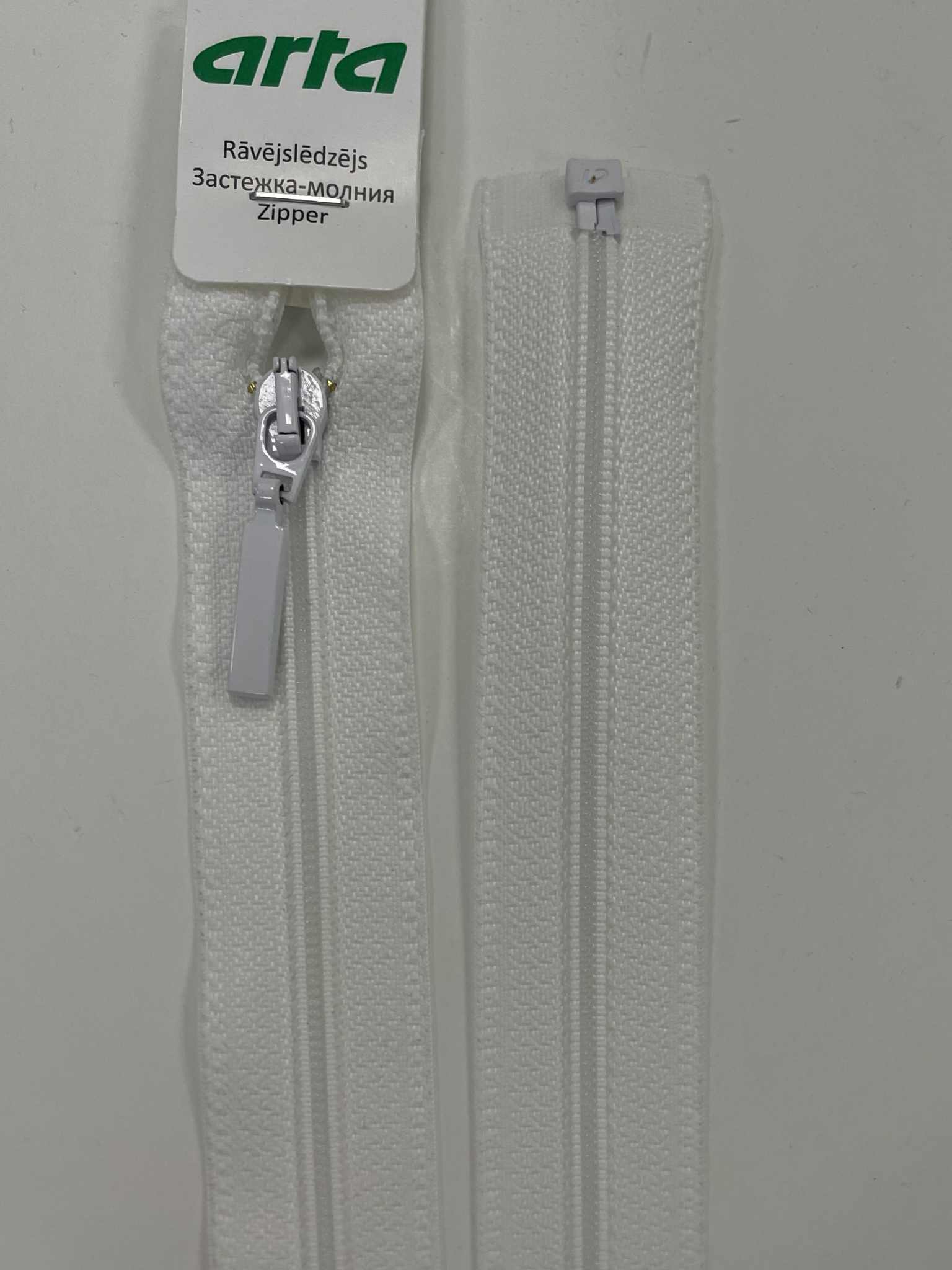 Spiralinis užtrauktukas Baltas, 60 cm Spiralinis užtrauktukas Baltas, 60 cm — siuvimo užtrauktukai | Trys Pelėdos