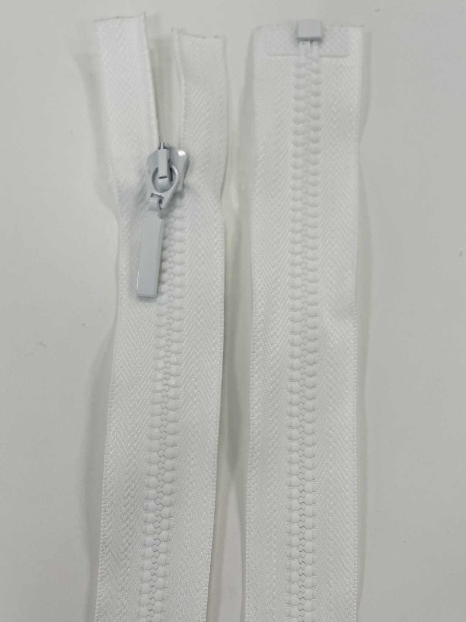 Užtrauktukas Baltas, 70 cm — siuvimo užtrauktukai | Trys Pelėdos