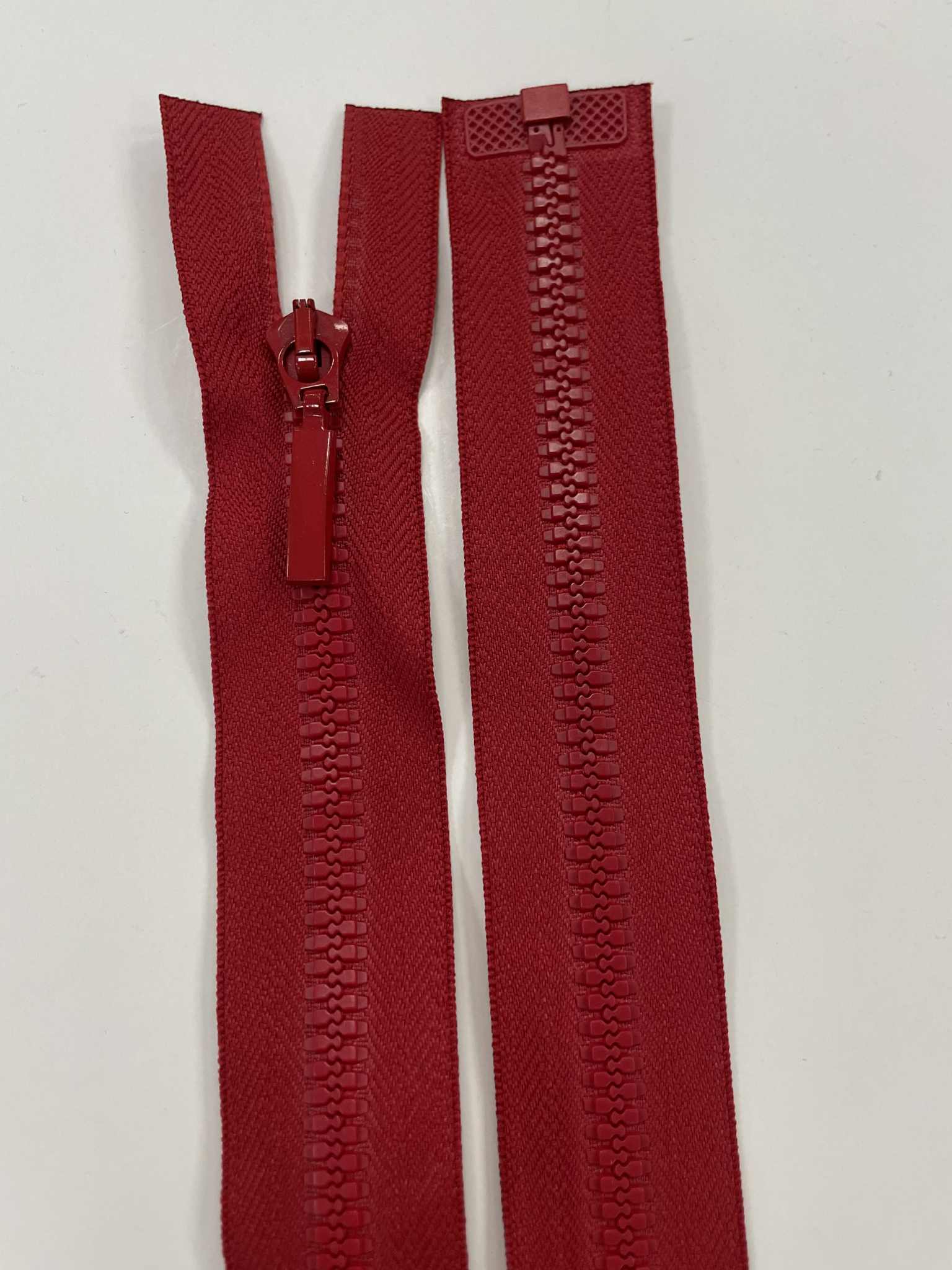 Užtrauktukas Violetinis, 55 cm Užtrauktukas Violetinis, 55 cm