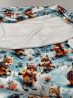 Soft veliūras su skaitmenine spauda Lapiukai slidinėja