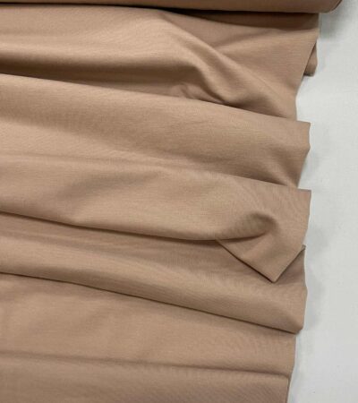 Pašiltintas, nestoras elastingas trikotažas Camel