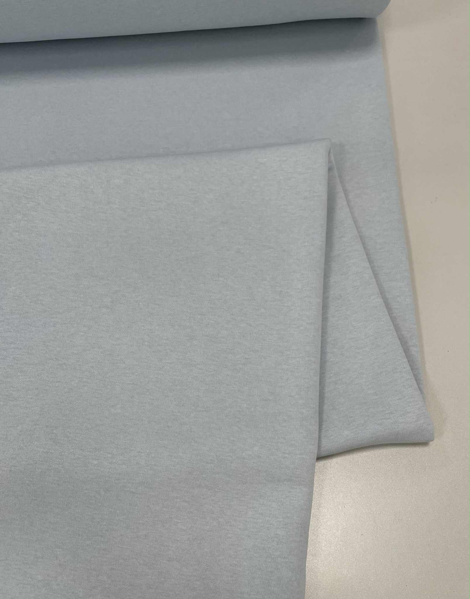 Pašiltintas, storas trikotažas Melsvai pilka Pašiltintas, storas trikotažas Melsvai pilka