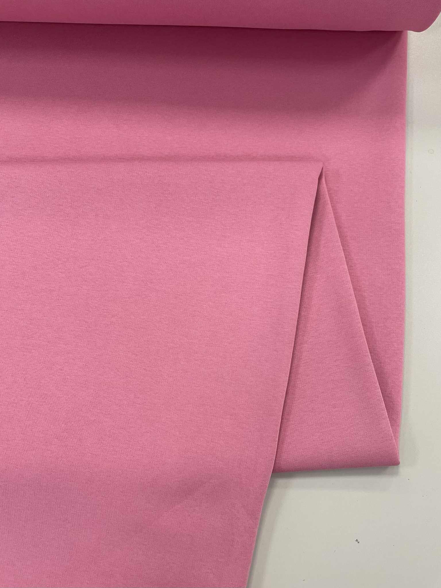 Pašiltintas, storas trikotažas Ryški Rožinė Pašiltintas, storas trikotažas Ryški Rožinė