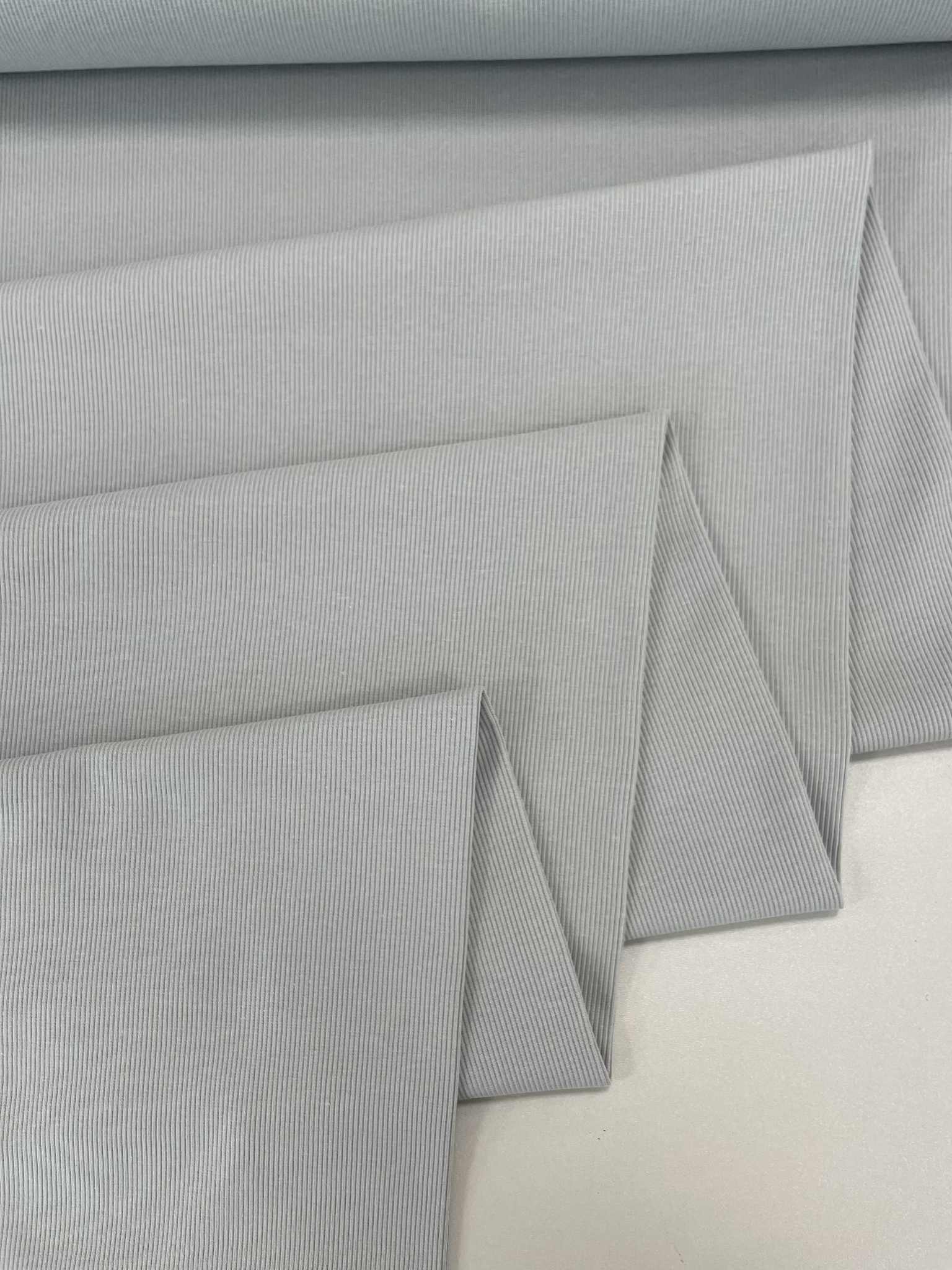 Vidutinis rib trikotažas COOL GRAY — trikotažas | Trys Pelėdos