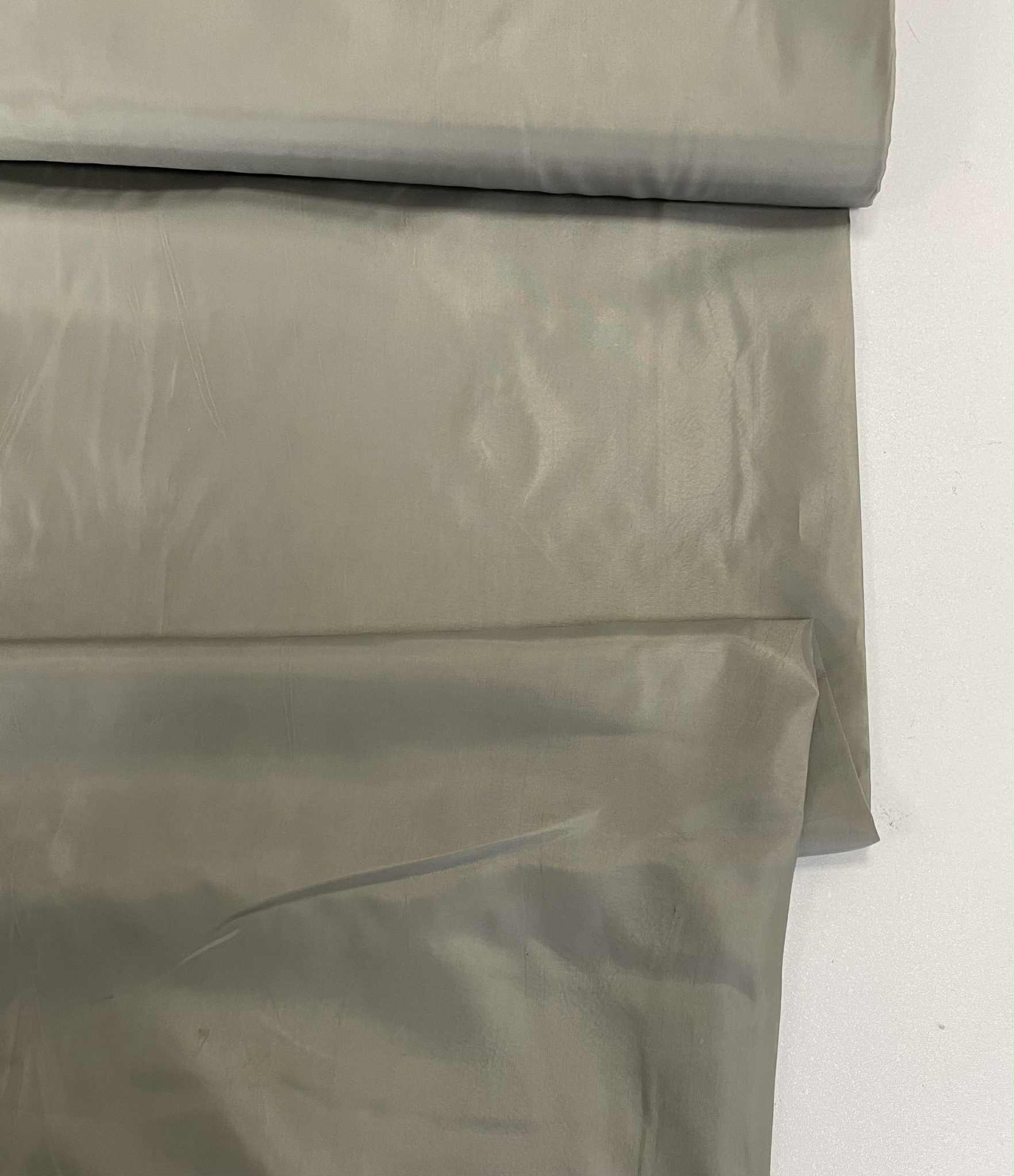 Pamušalinis audinys Šviesus chaki Pamušalinis audinys Šviesus chaki