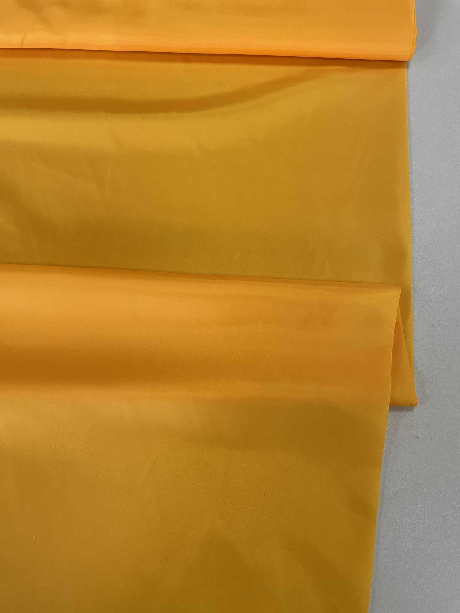 Pamušalinis audinys Ryški geltona Pamušalinis audinys Ryški geltona — Pamušalas | Trys Pelėdos