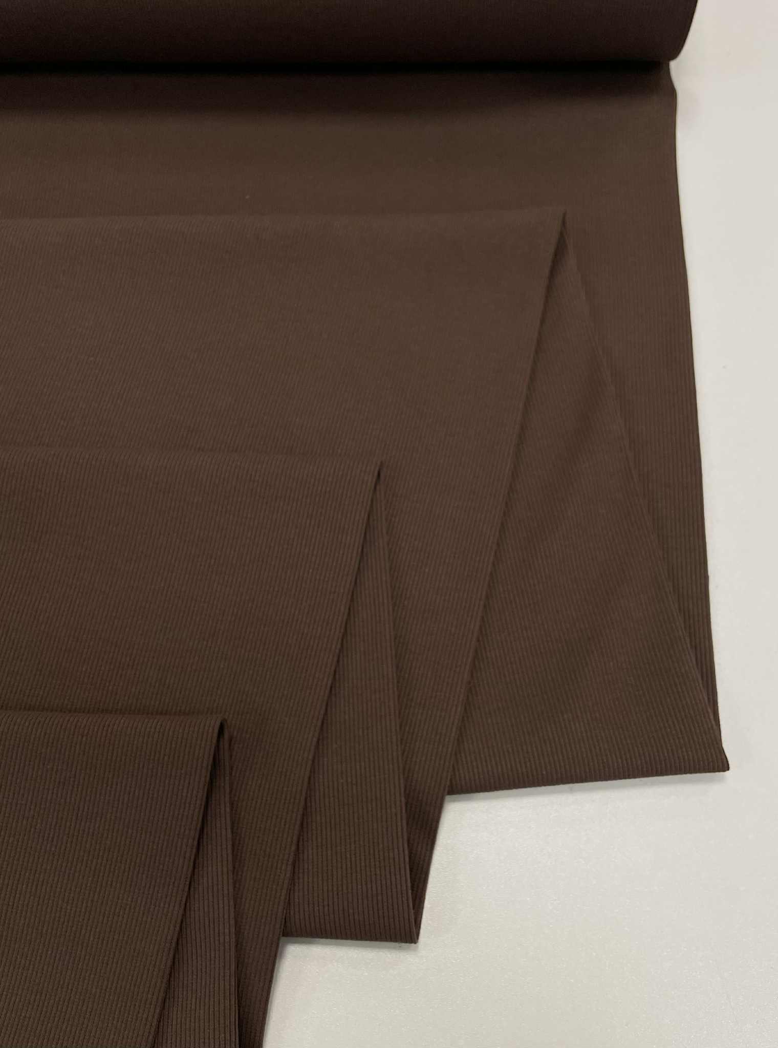 Vidutinis rib trikotažas CHOCOLATE BROWN Vidutinis rib trikotažas CHOCOLATE BROWN — trikotažas | Trys Pelėdos