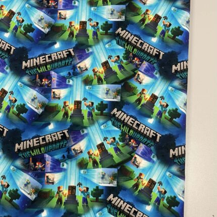 Kilpinis, skaitmeninės spaudos trikotažas Minecraft mėlynas fonas
