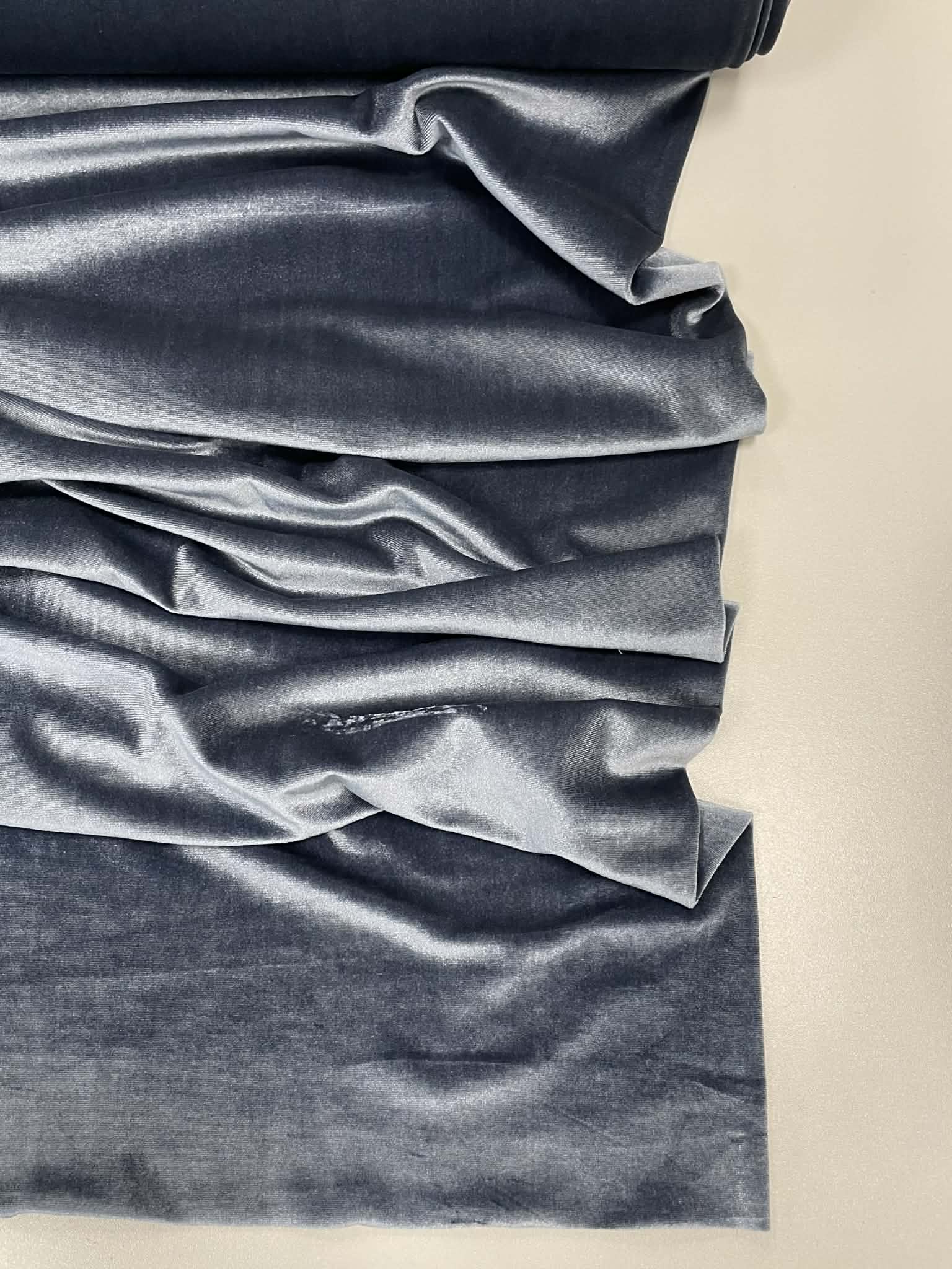 Sintetinis veliūras Indigo Sintetinis veliūras Indigo