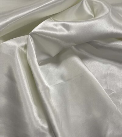 Satininis audinys Balta šilta