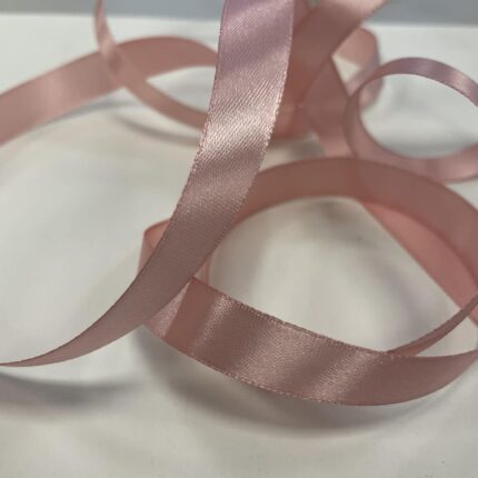 Atlasinė juostelė 15mm, pelenų rožė