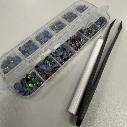 Hotfix kristalų akučių rinkinys, 2000 vnt. dėžutėje