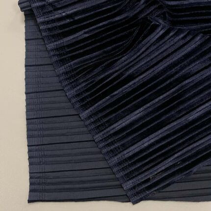 Sintetinis gofruotas veliūras Tamsiai mėlynas