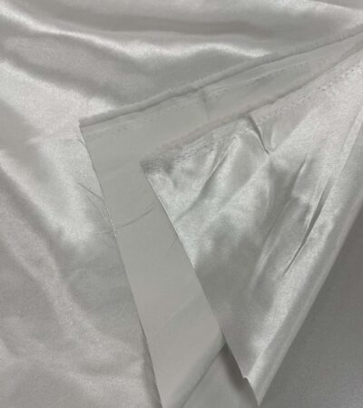 Satininis audinys Balta šilta