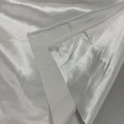 Satininis audinys Balta šilta