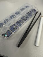 Hotfix kristalų akučių rinkinys, 2000 vnt. dėžu... (2 nuotr.) — Kristalų akutės ir prietaisai joms priklijuoti | Trys Pelėdos