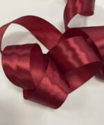 šviesi bordo