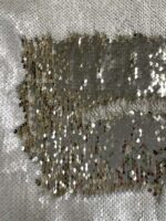 Audinys su dvispalviais žvyneliais Auksinis