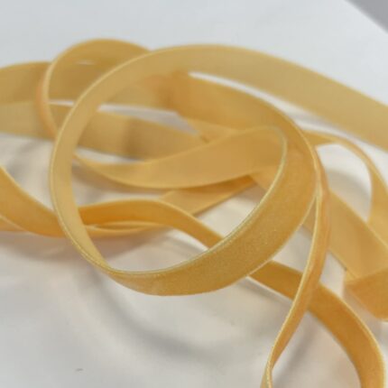 Dekoratyvinė veliūrinė juostelė, 13 mm, geltona