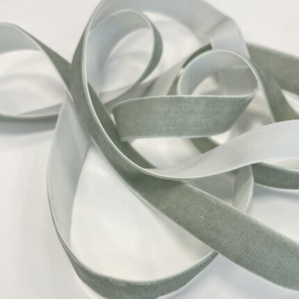 Dekoratyvinė veliūrinė juostelė, 16 mm, šviesi chaki