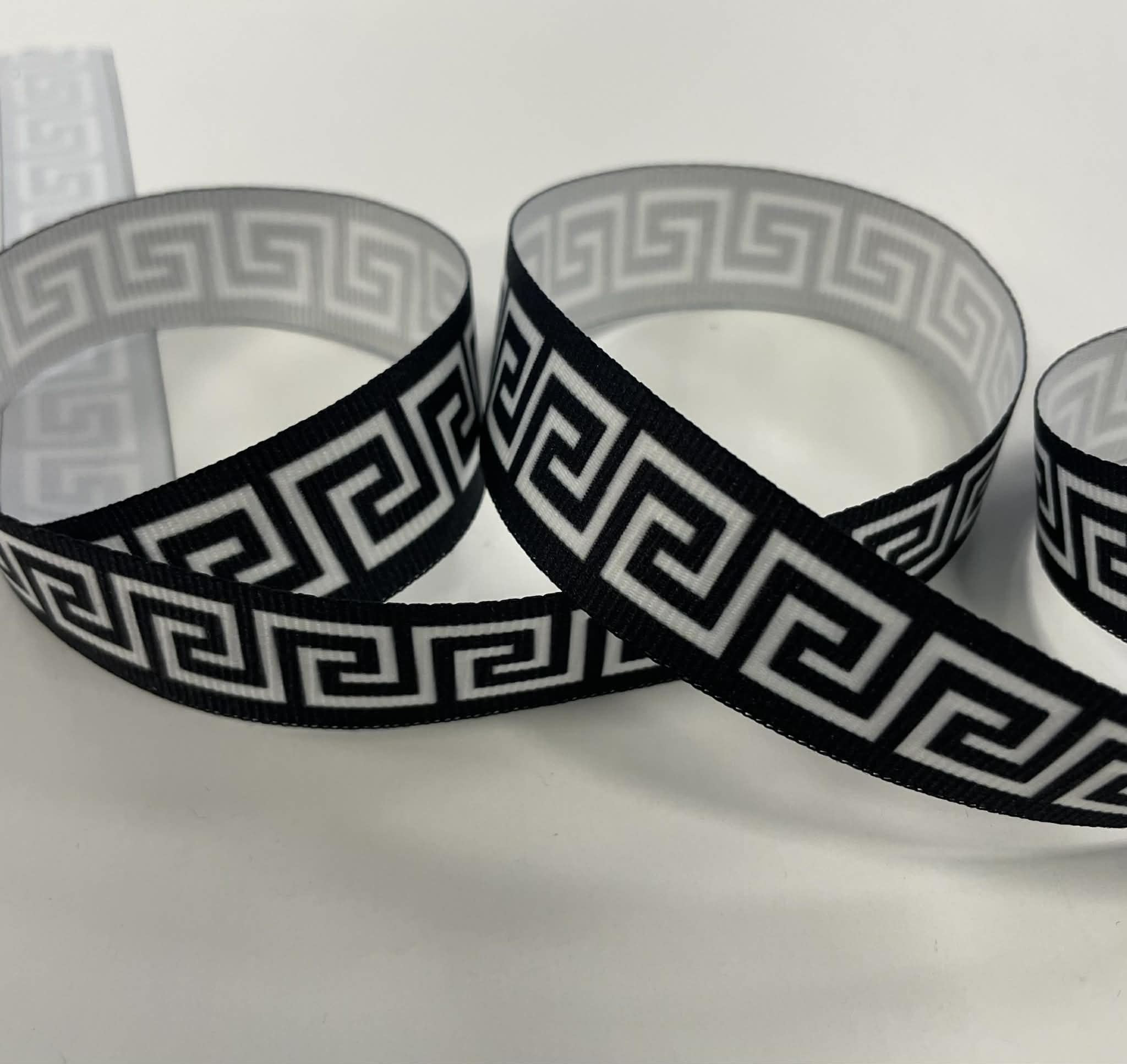 Dekoratyvinė juostelė, 20 mm Dekoratyvinė juostelė, 20 mm — siuvimo juostelė | Trys Pelėdos