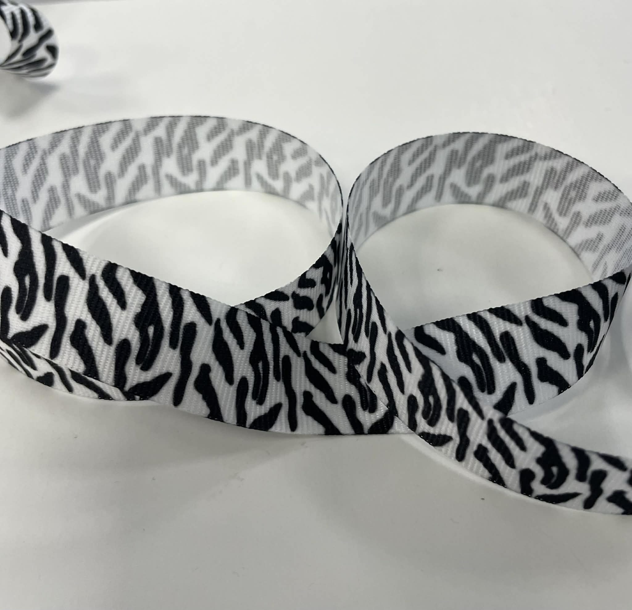 Dekoratyvinė juostelė, 20 mm Dekoratyvinė juostelė, 20 mm — siuvimo juostelė | Trys Pelėdos