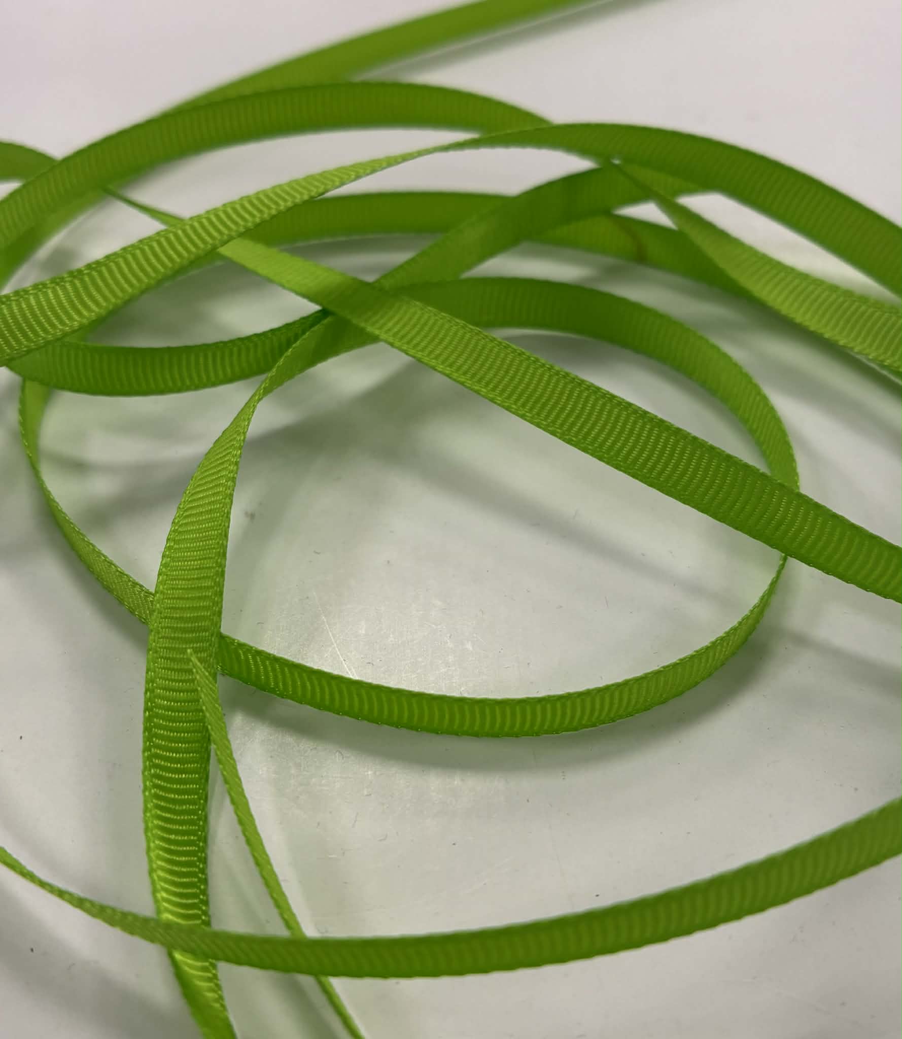 Grosgrain juostelė, 6 mm Šviesi salotinė 13