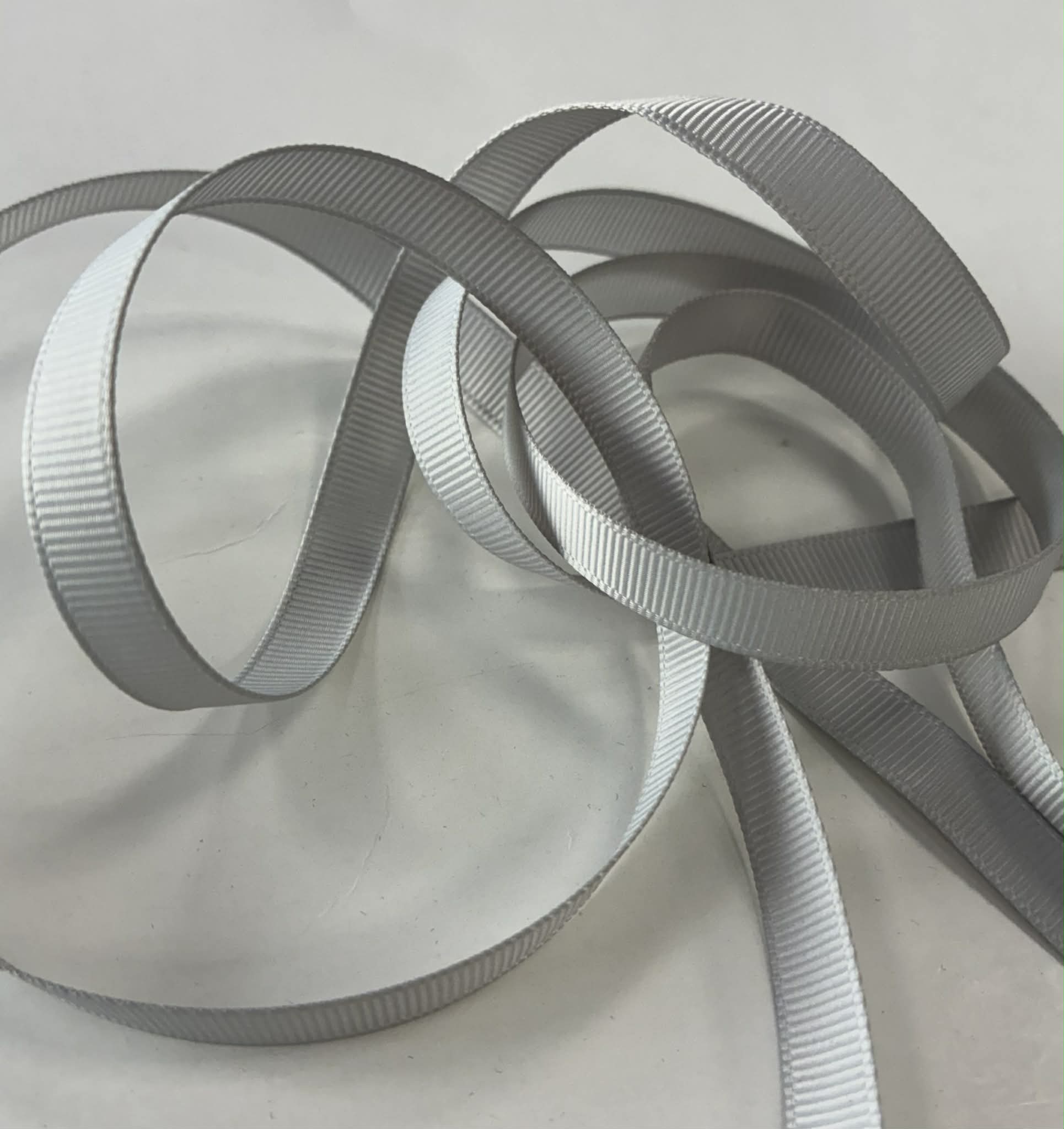 Grosgrain juostelė, 9 mm Sidabrinė 22