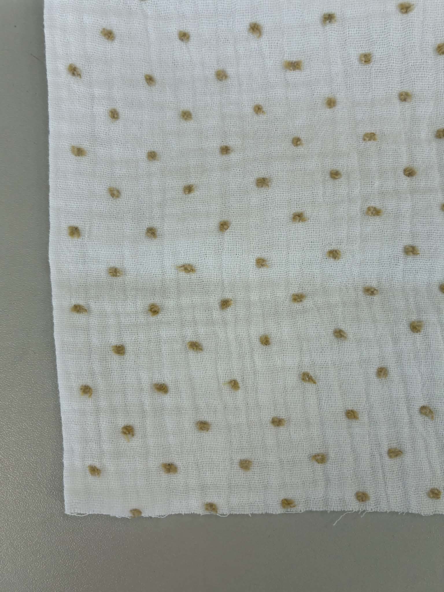 Medvilninis double gauze muslinas Baltas su garstyčių taškiukais