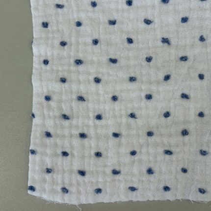 Medvilninis double gauze muslinas Baltas su melsvais taškiukais