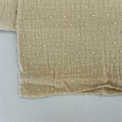 Medvilninis double gauze muslinas Smėlinis su taškiukais