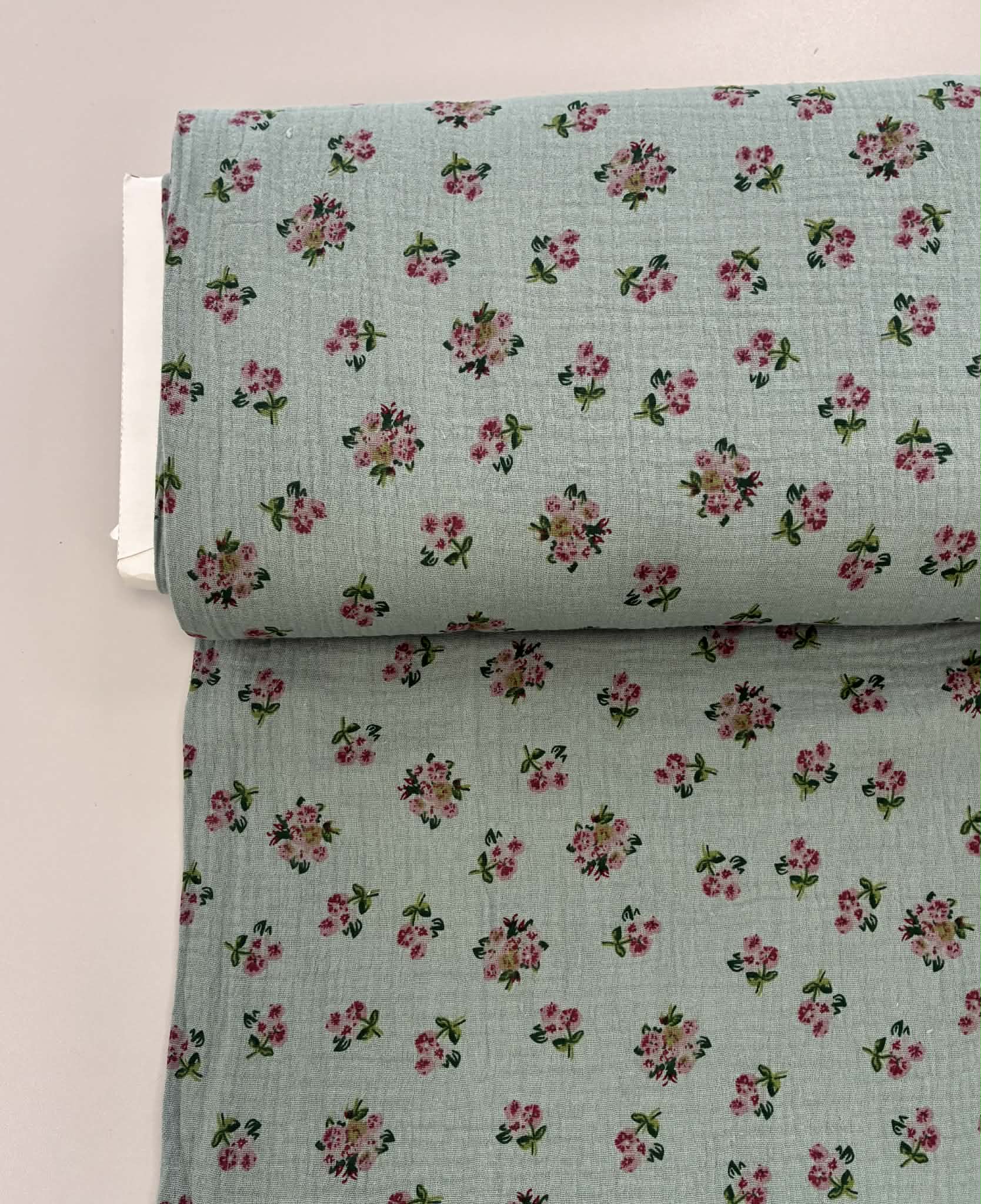 Medvilninis double gauze muslinas Mineral rožytės