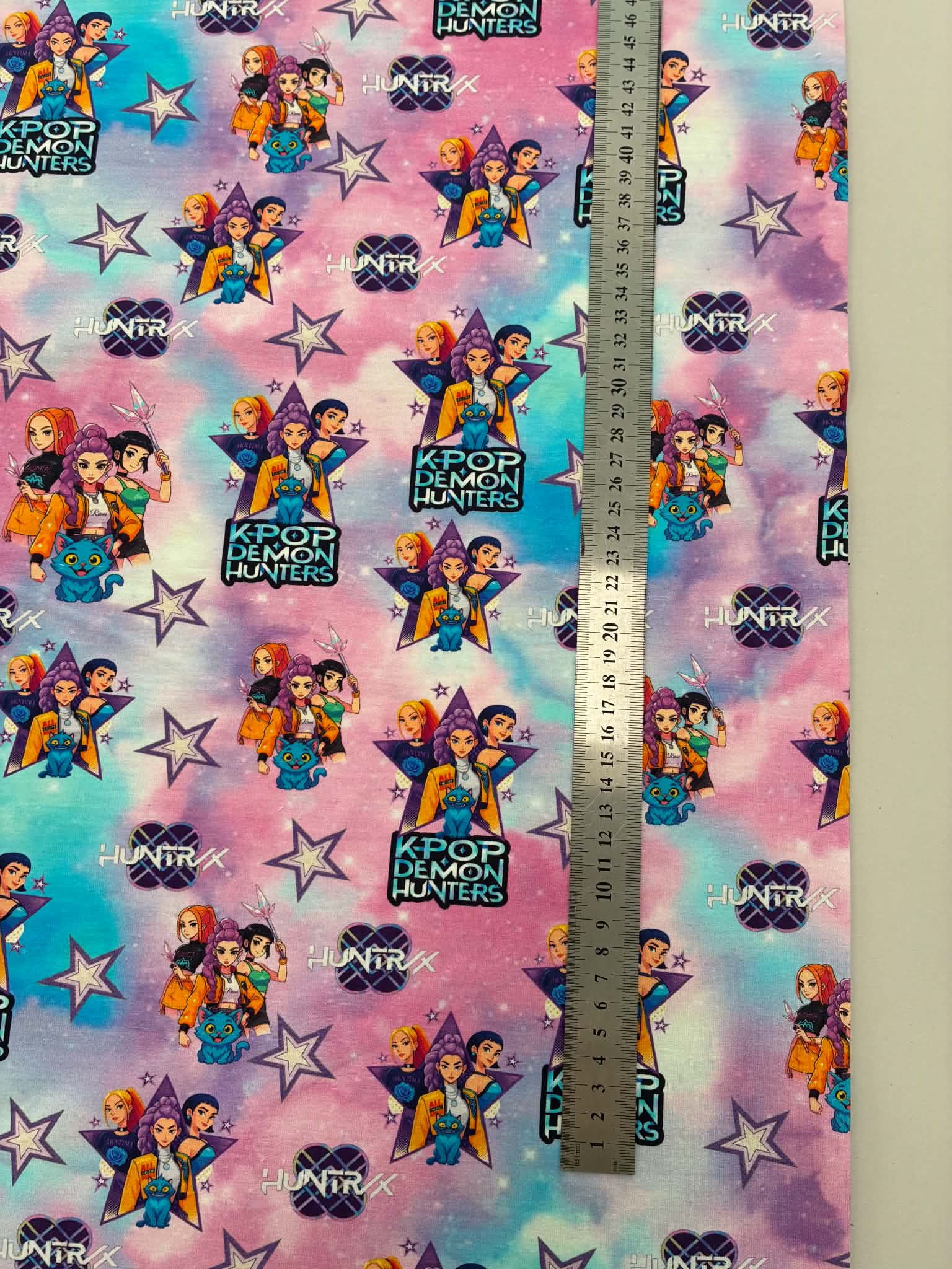 Kilpinis, skaitmeninės spaudos trikotažas K-POP