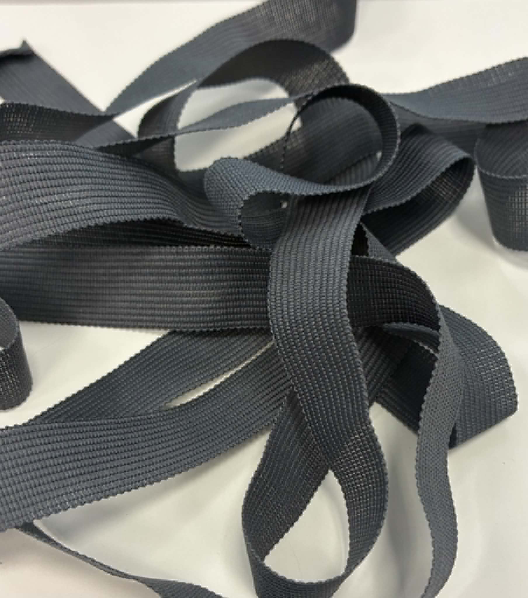 Sintetinė austa juostelė, tamsiai pilka 20 mm