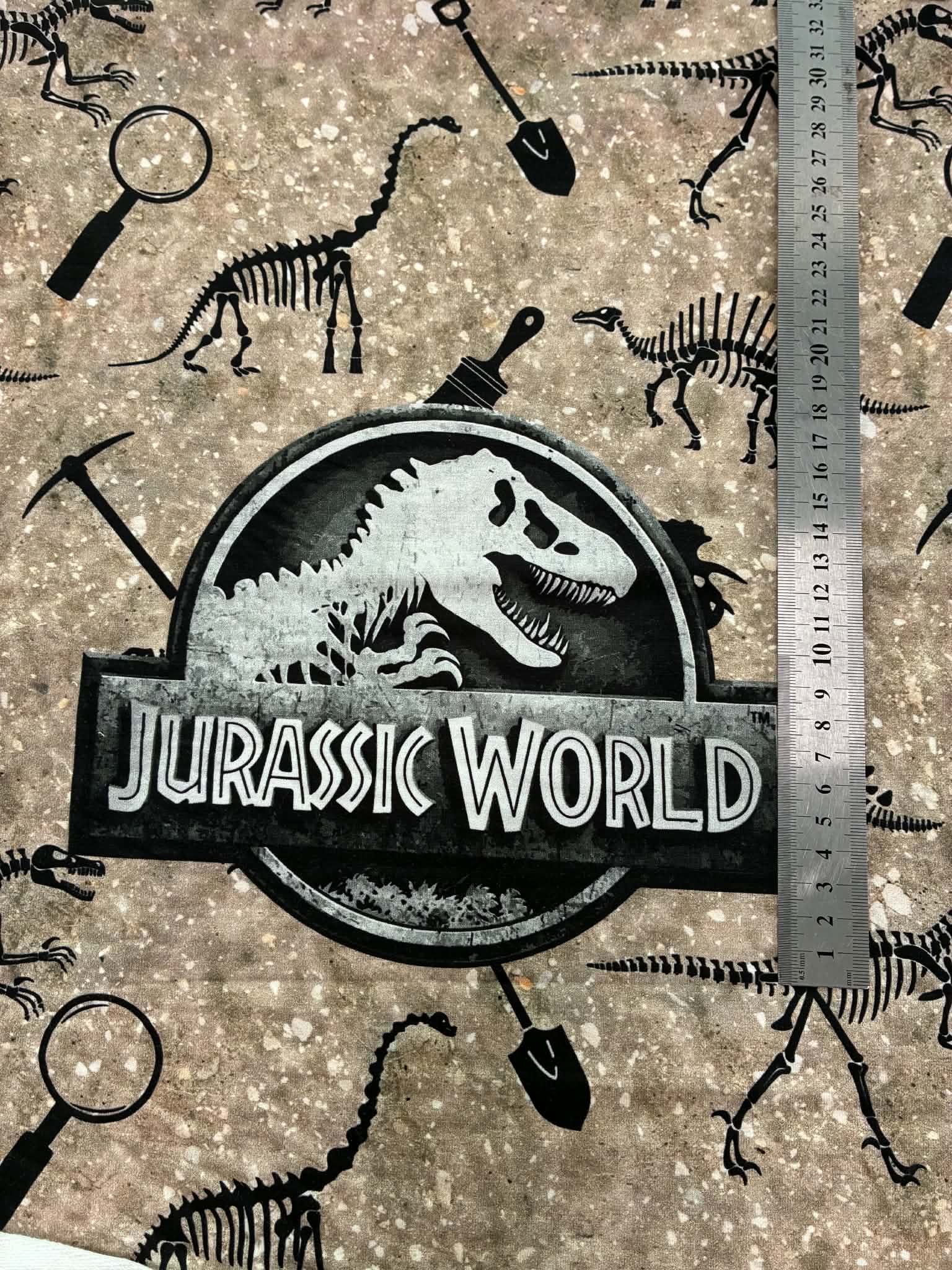 Kilpinio, skaitmeninės spaudos trikotažo panelė 45x50cm Jurassic World