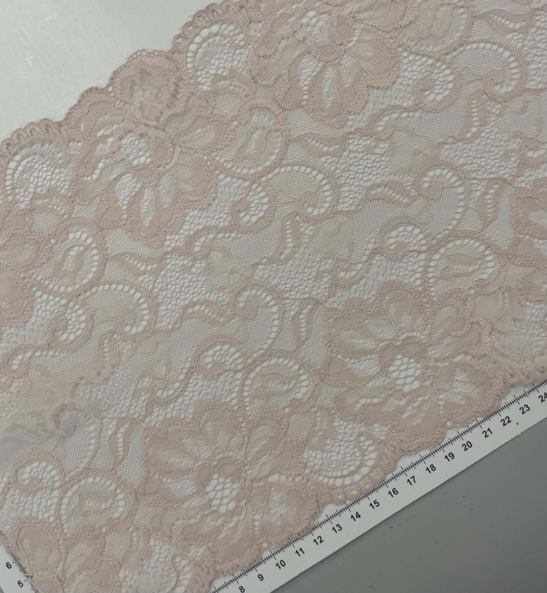 Elastinis nėrinys Rusvas GIP-135