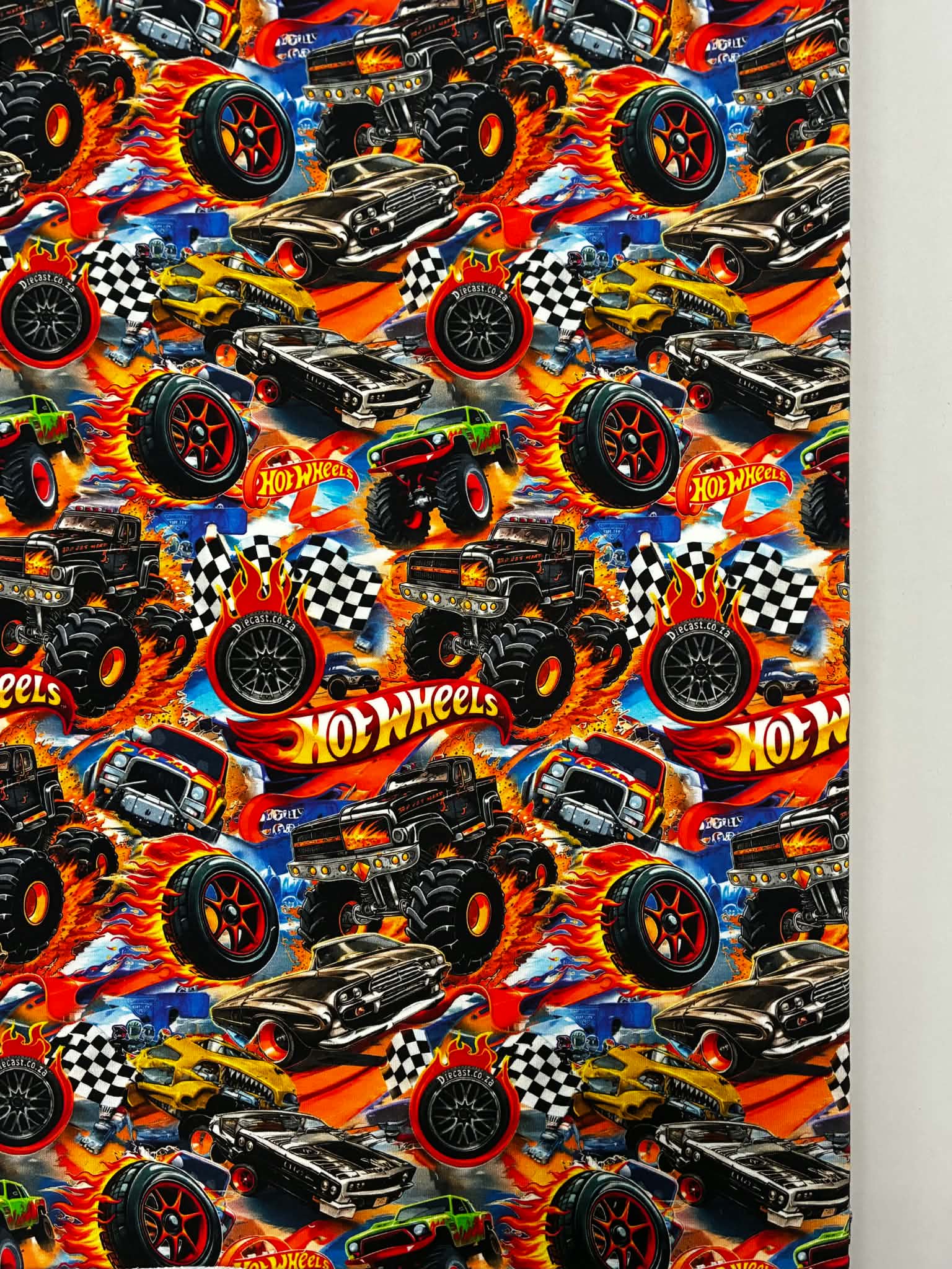 Kilpinis, skaitmeninės spaudos trikotažas Hot Wheels Kilpinis, skaitmeninės spaudos trikotažas Hot Wheels