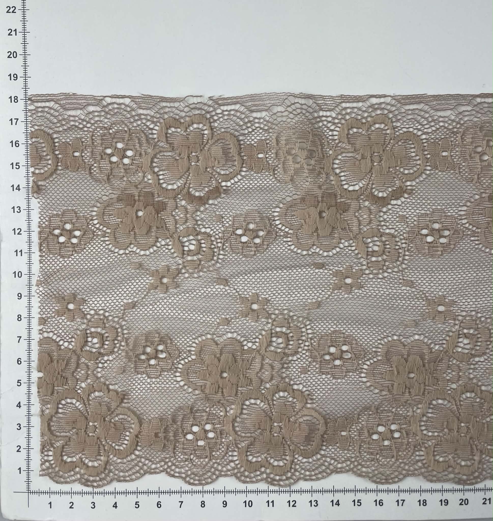 Elastinis nėrinys Šviesiai rudas GIP-166 Elastinis nėrinys Šviesiai rudas GIP-166