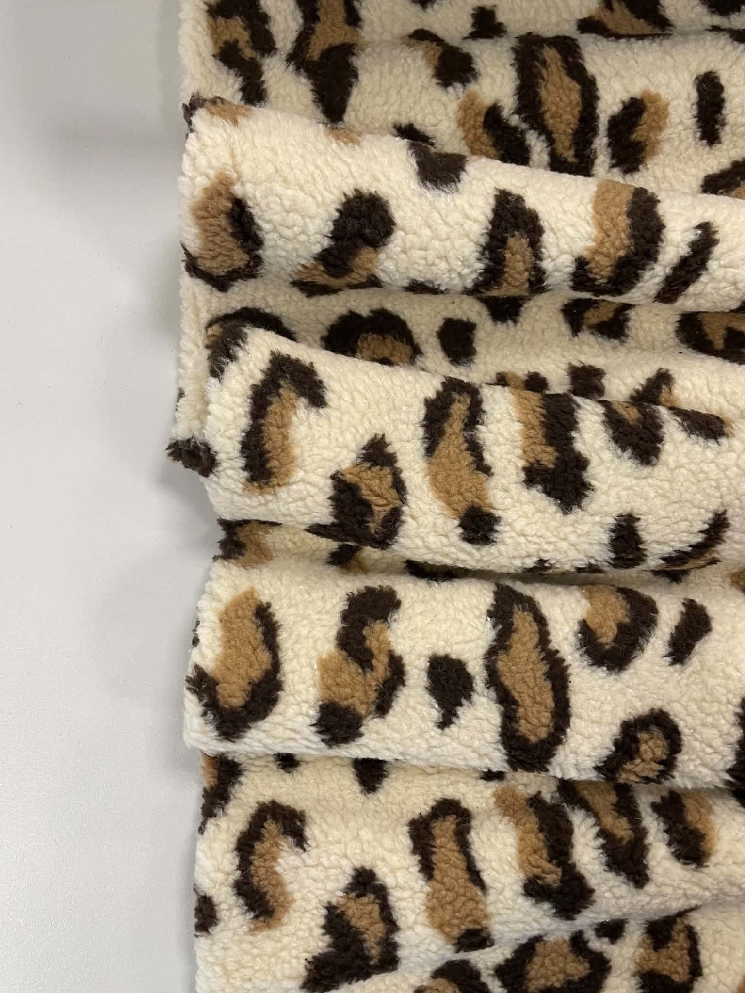Teddy medžiaga Leopardinis 36-01